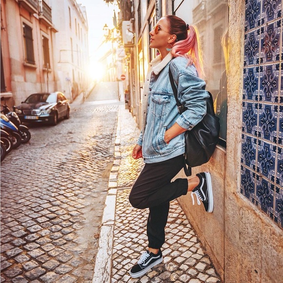 Meet your Posher, Alicia - Picture 7 of 12